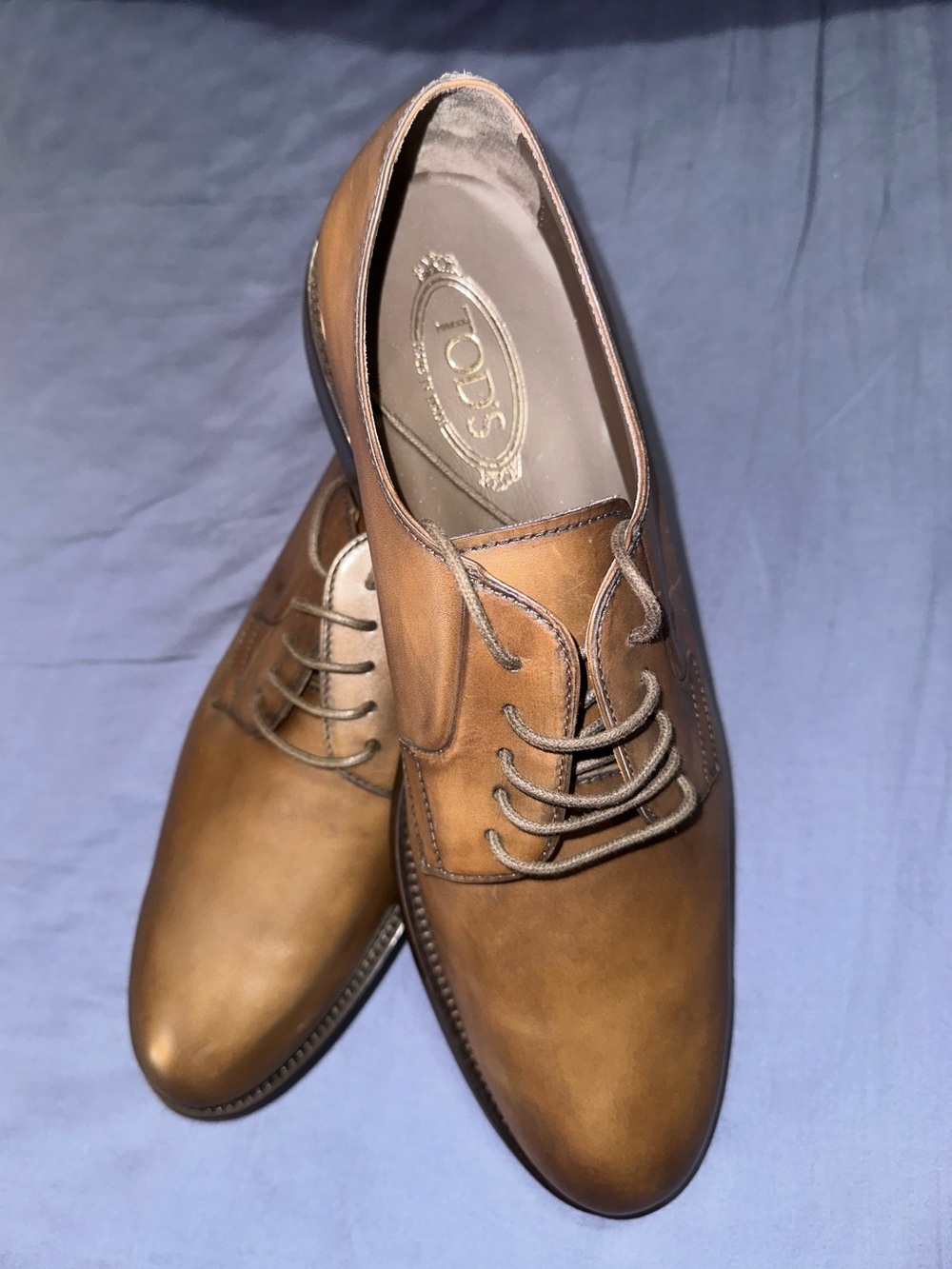 Tod's Tan Leather Derby Lace-Up Shoes